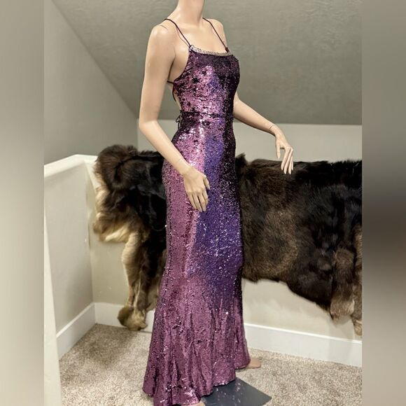 Sexy & Stunning Sequins and Beads Strappy Backless Mermaid Gown - Picture 6 of 12